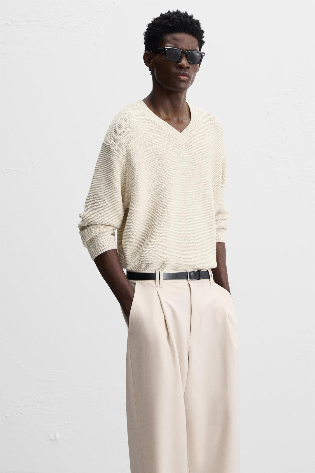 ZARA RELAXED FIT PLEATED PANTS