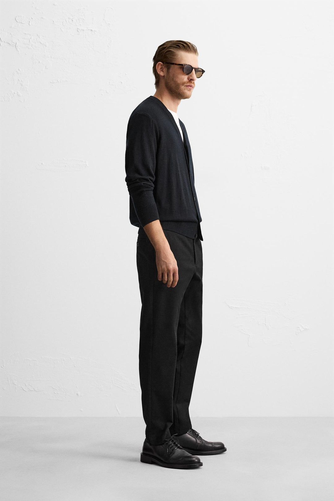 ZARA SLIM FIT CHINO PANTS