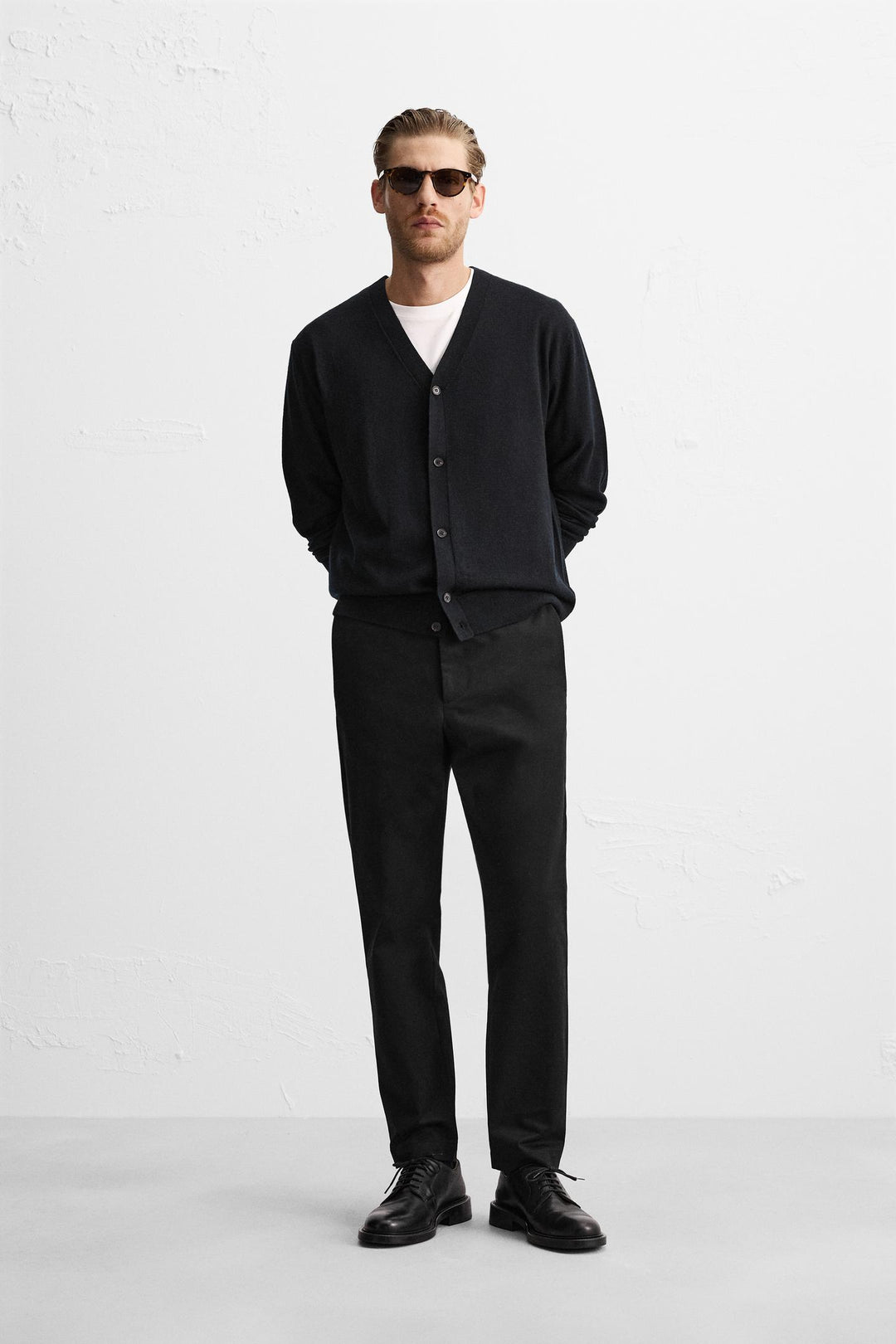 ZARA SLIM FIT CHINO PANTS