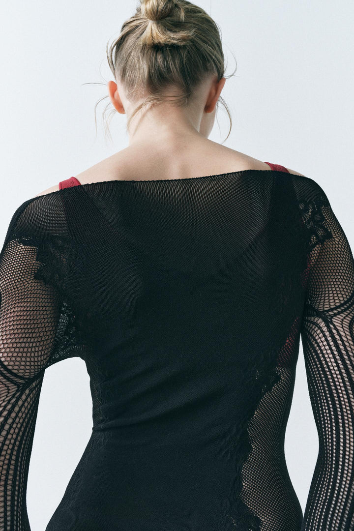 ZARA SEAMLESS LACE TOP