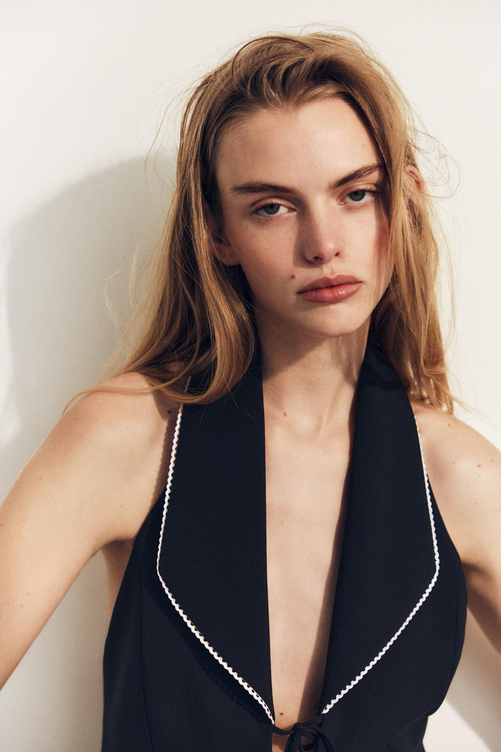 ZARA CONTRAST TIED HALTER TOP