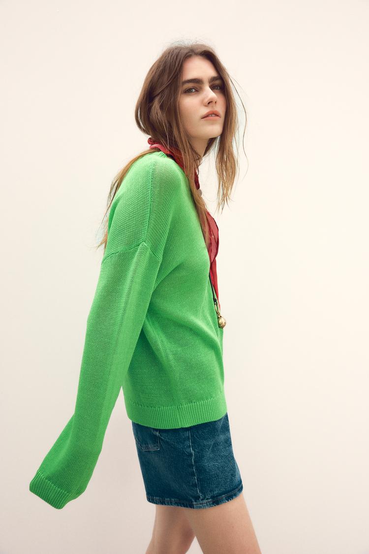 ZARA STRAIGHT BASIC KNIT SWEATER