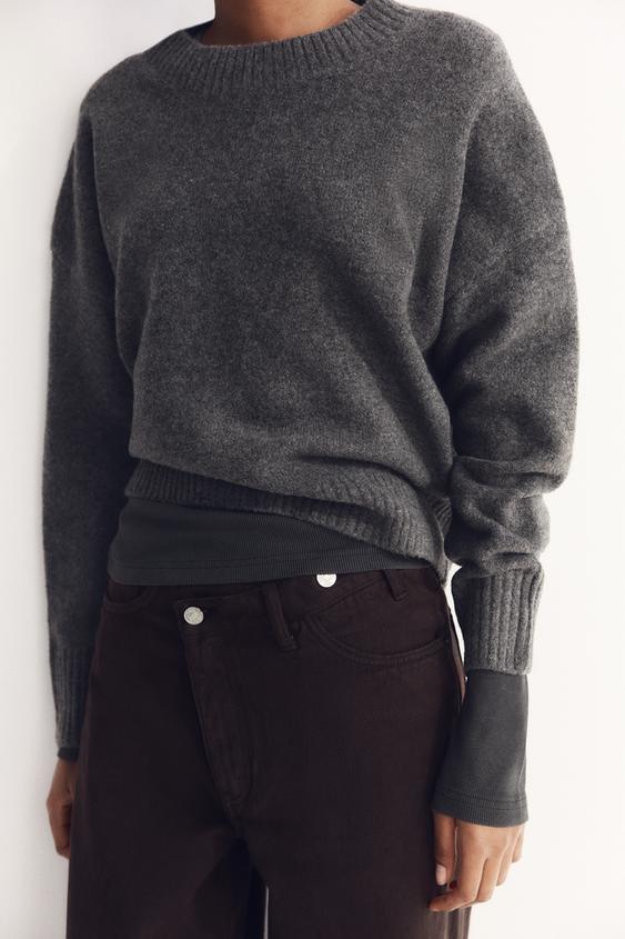 ZARA BASIC SOFT KNIT SWEATER