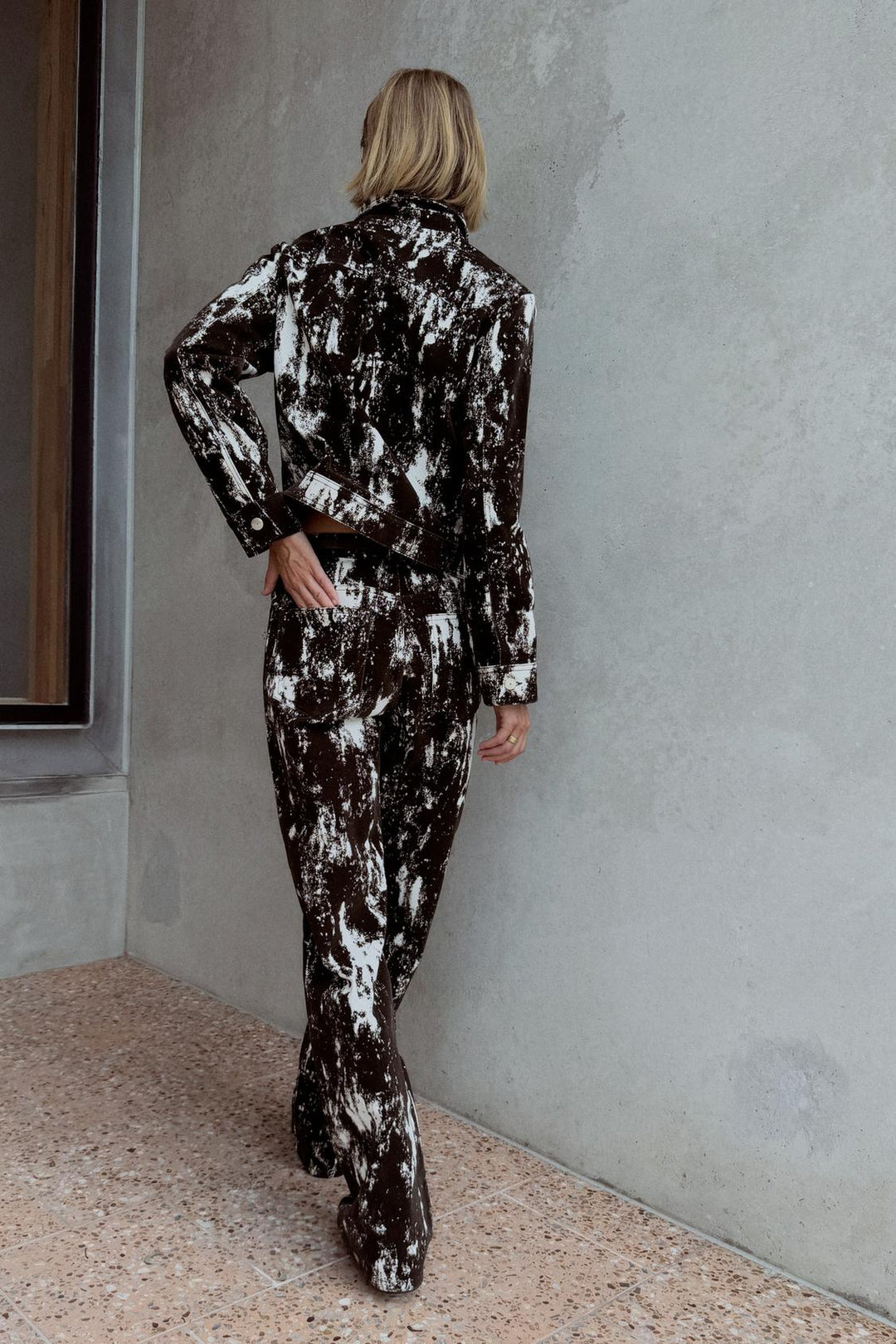 ZARA Z1975 HIGH RISE FLOCKED ANIMAL PRINT BELTED JEANS