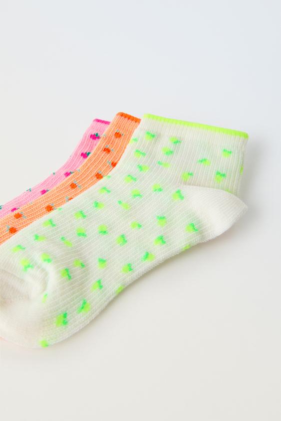 Zara THREE-PACK OF FRUIT ANKLE SOCKS