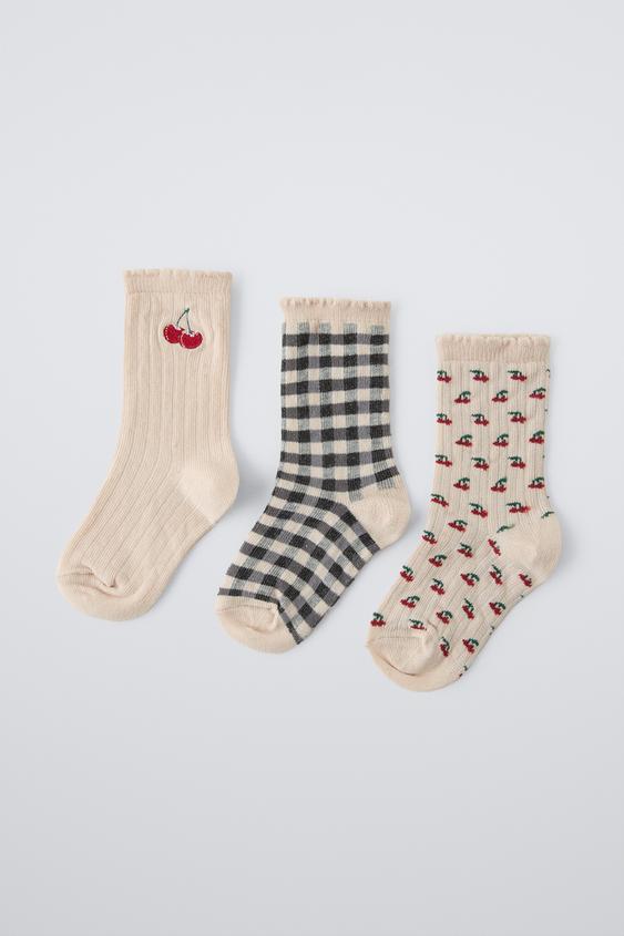 Zara THREE-PACK OF CHERRY AND CHECKERED SOCKS