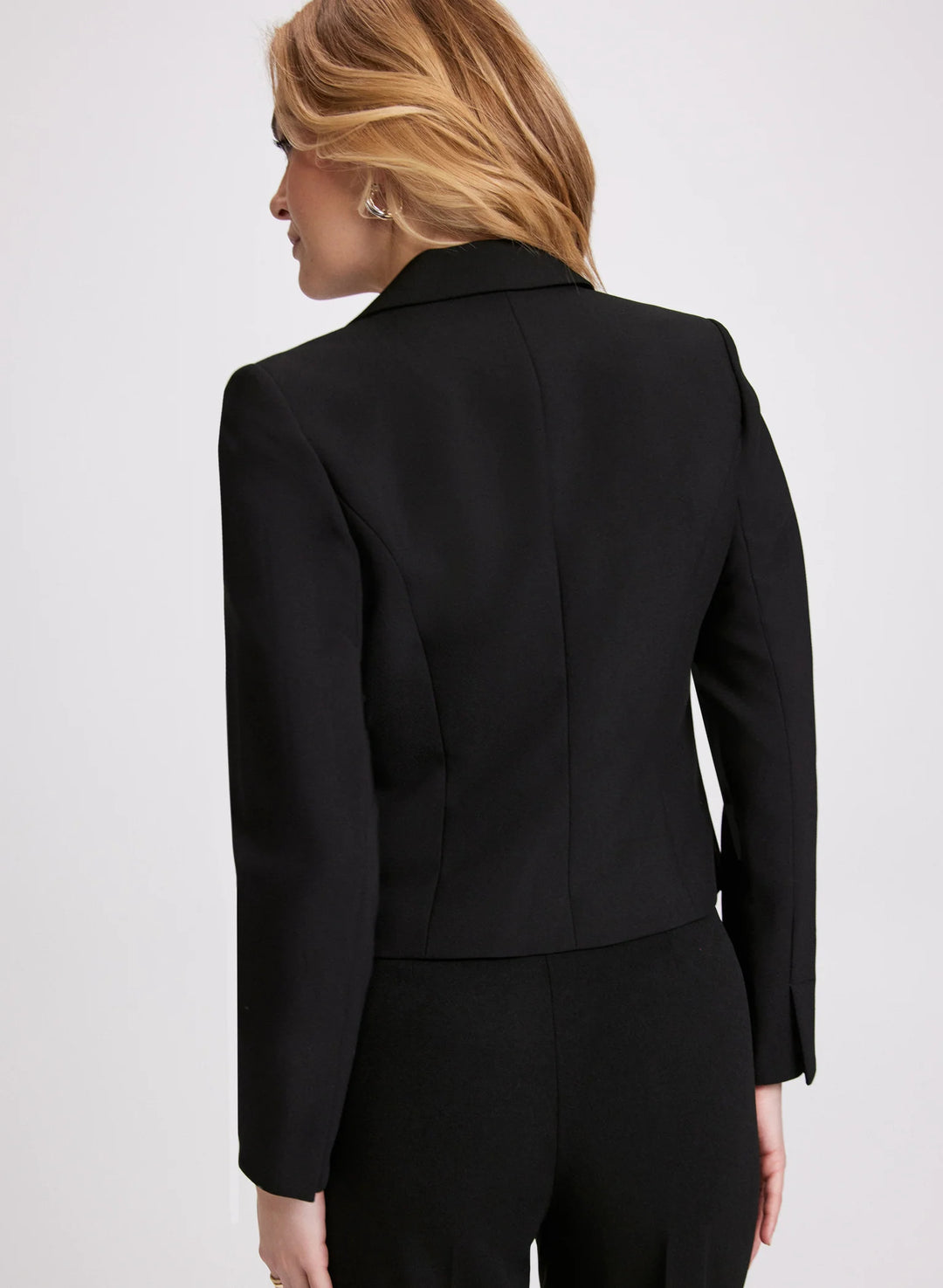 LAURA Cropped Double-Breasted Blazer