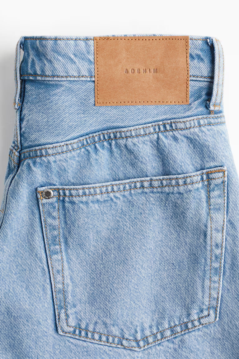 H&M HIGH-WAIST DENIM SHORTS