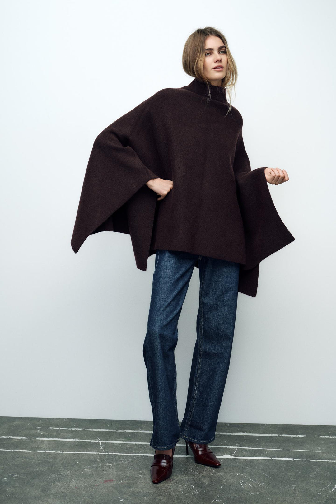 ZARA ASYMMETRIC KNIT CAPE