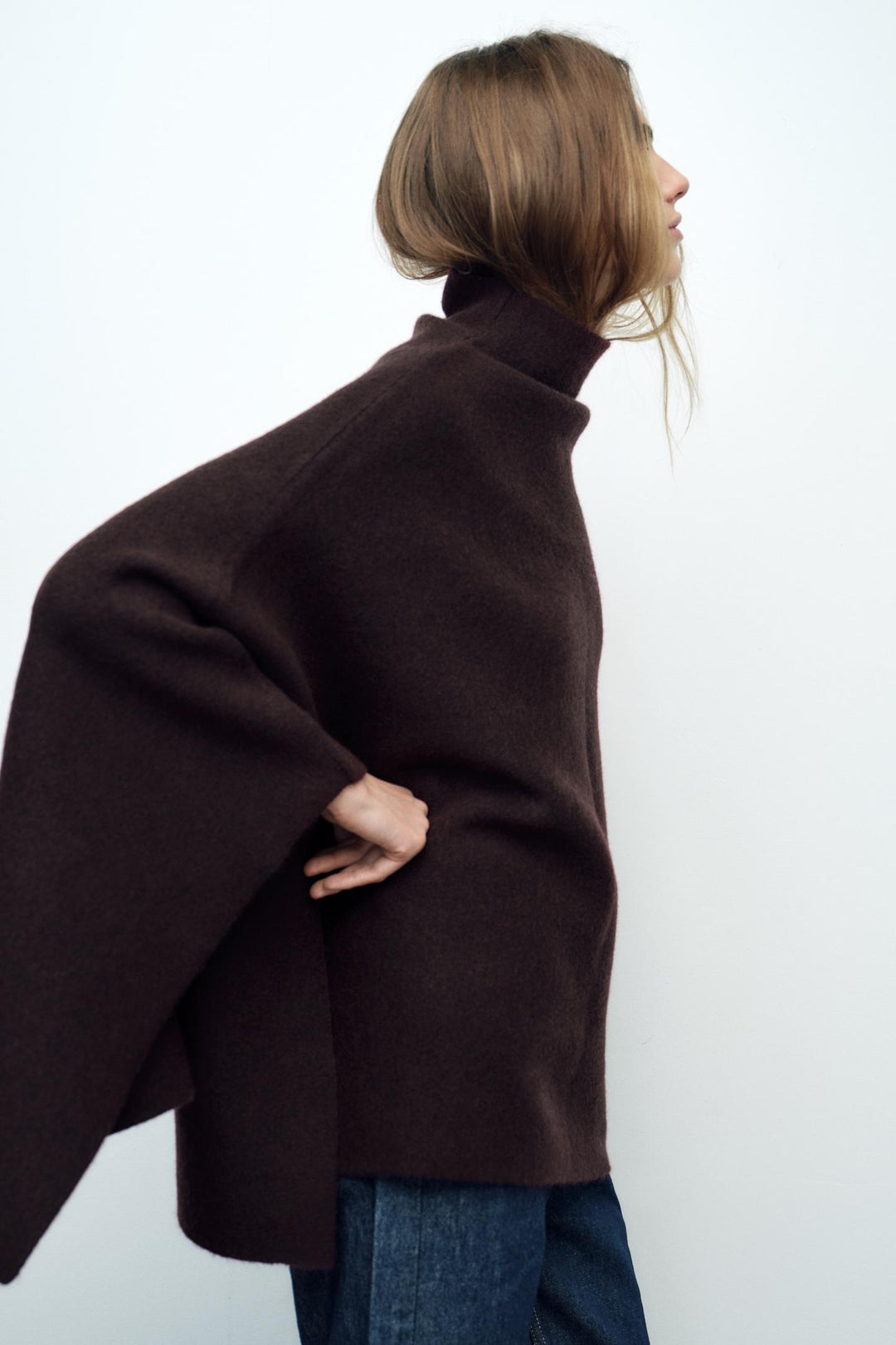 ZARA ASYMMETRIC KNIT CAPE