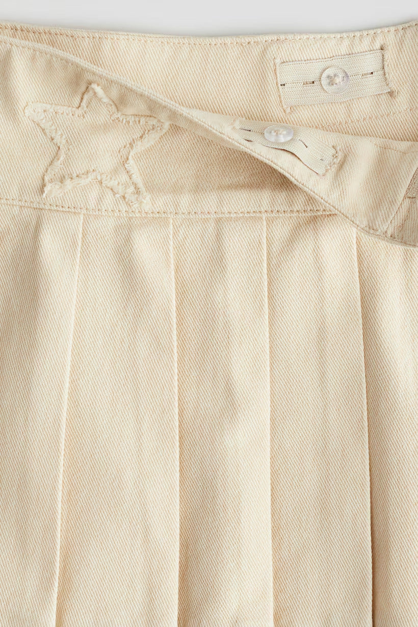 H&M Pleated Twill Skirt
