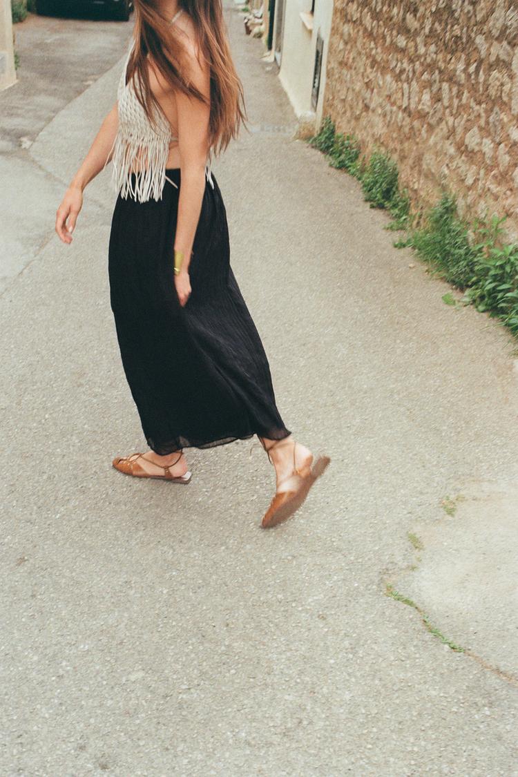 ZARA WRINKLED EFFECT MIDI SKIRT