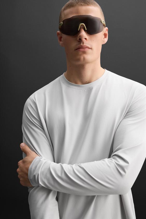 Zara BASIC TRAINING T-SHIRT