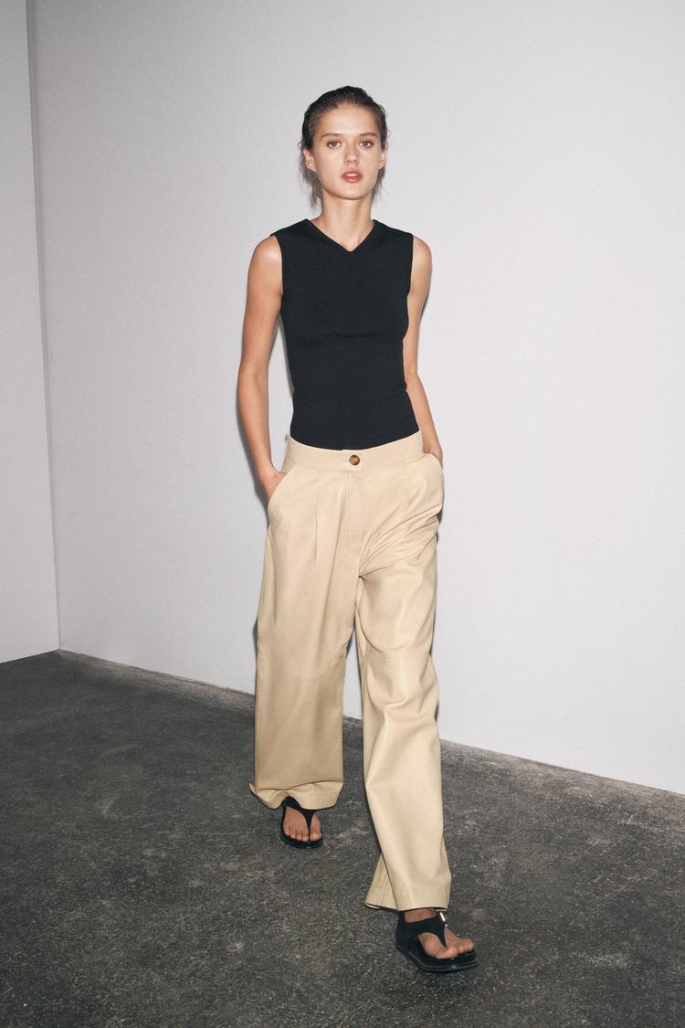ZARA STRETCH RIBBED TOP
