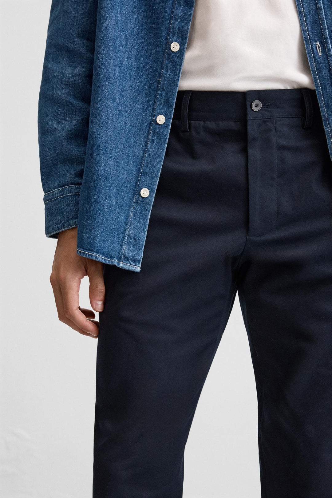 ZARA STRAIGHT FIT CHINO PANTS