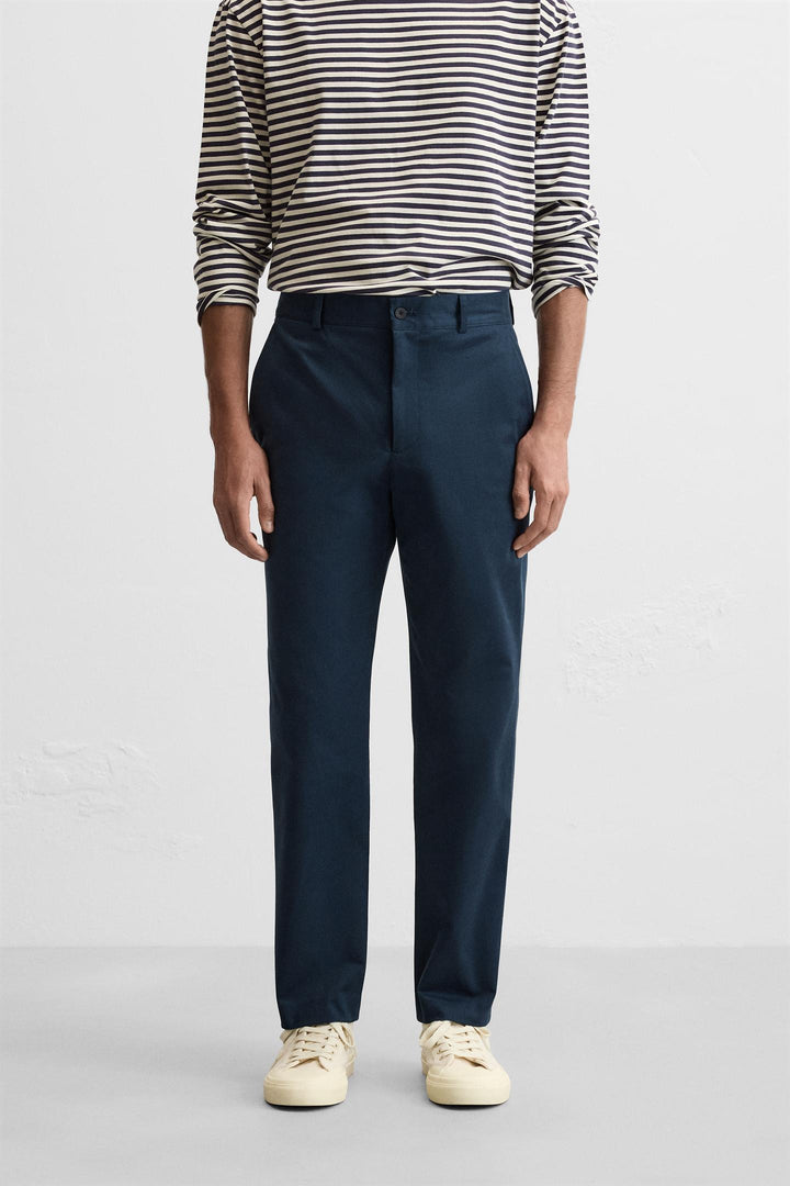 ZARA STRAIGHT FIT CHINO PANTS