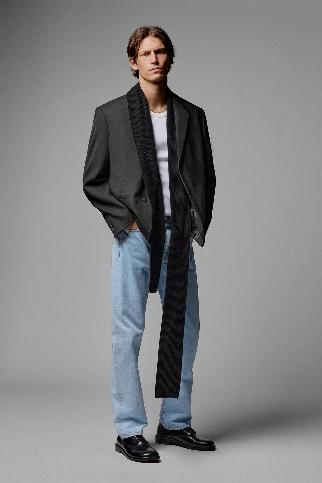 ZARA STRAIGHT FIT JEANS