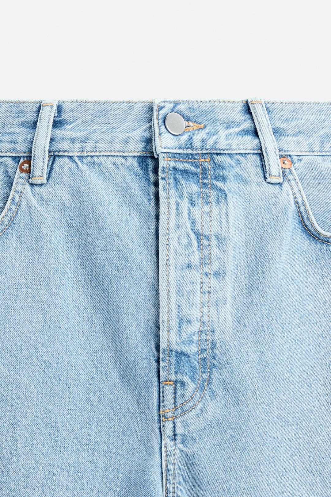 ZARA STRAIGHT FIT JEANS