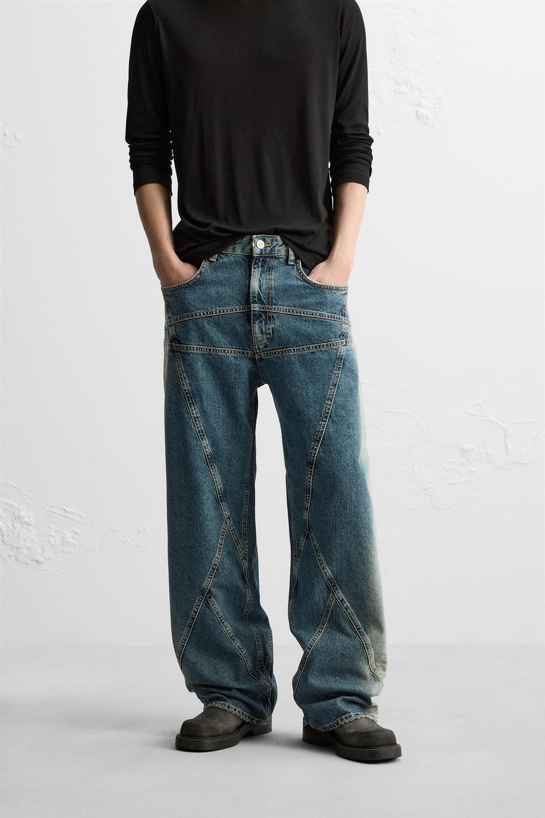 ZARA STRAIGHT FIT SEAM JEANS