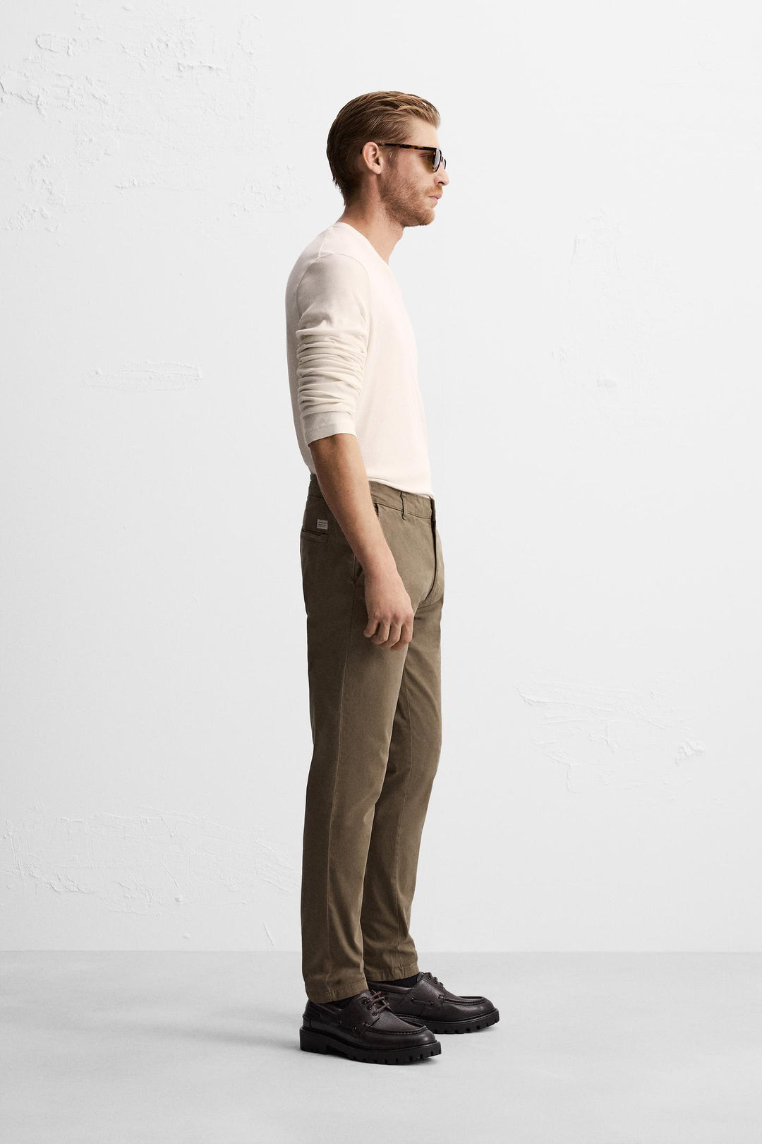 ZARA SKINNY CHINO PANTS