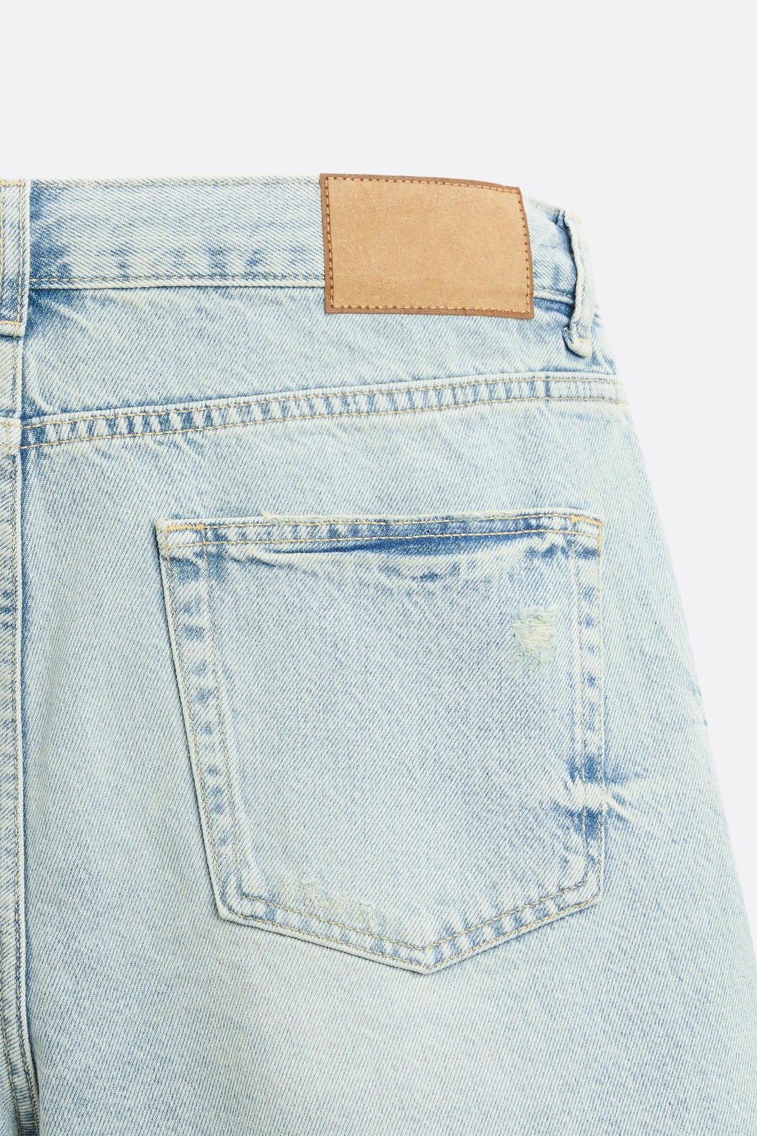 ZARA STRAIGHT FIT DENIM SHORTS