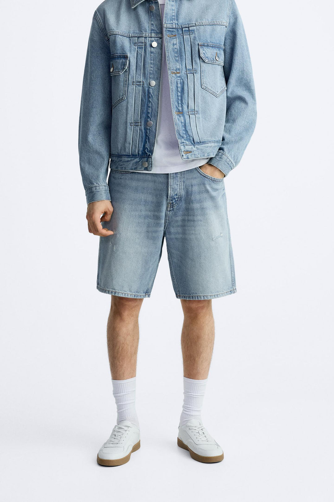 ZARA STRAIGHT FIT DENIM SHORTS