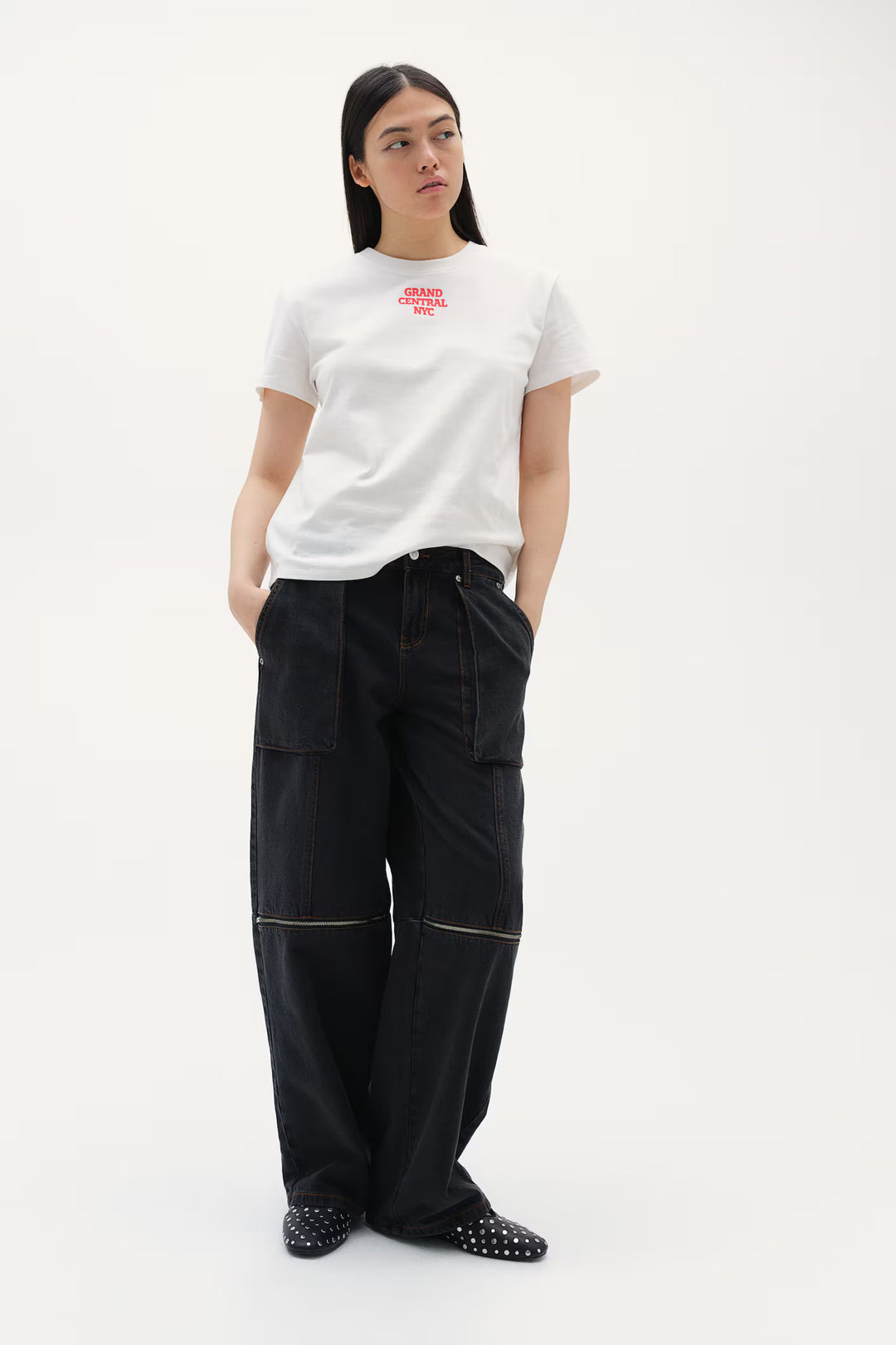 H&M Barrel Low Cargo Jeans