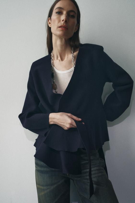 Zara BELTED SHOULDER PAD KNIT BLAZER