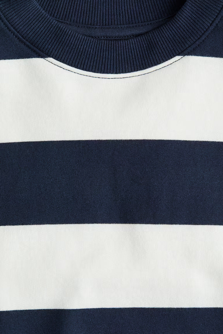H&M Oversized Crew-neck Sweatshirt