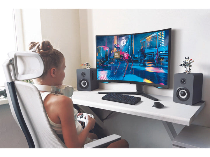 Samsung 32" Odyssey Neo G7 4K UHD 165Hz 1ms(GTG) Quantum HDR2000 Curved Gaming Monitor