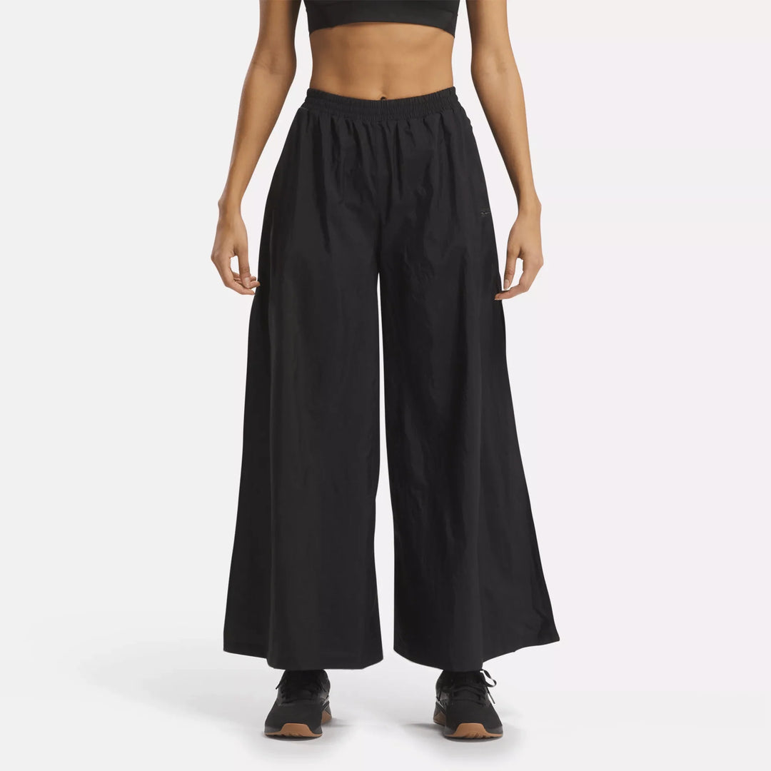Reebok Women's Classics Volume Pants