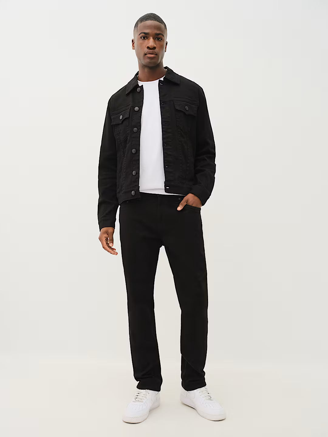 TRUE RELIGION DENIM TRUCKER JACKET