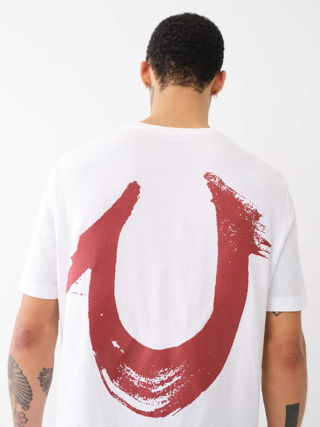 TRUE RELIGION PAINTED HORSESHOE RELAXED TEE