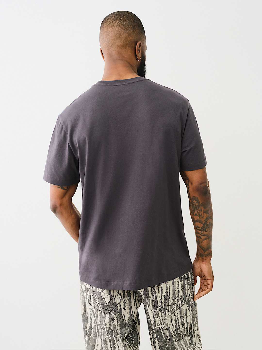 TRUE RRLIGION EMBROIDERED RADIO WAVE HORSESHOE TEE
