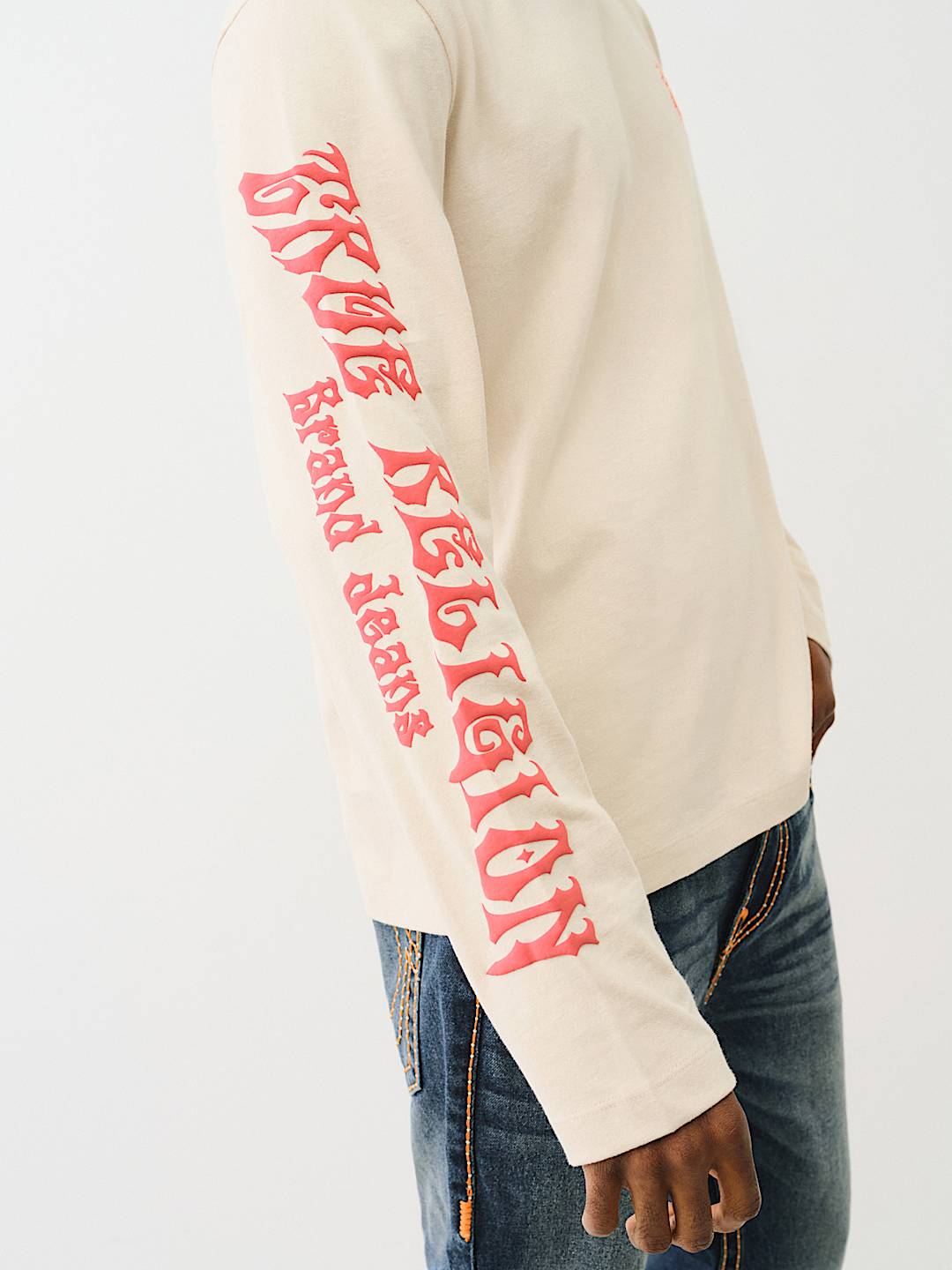 TRUE RELIGION BLAZING HORSESHOE LONG SLEEVE TEE