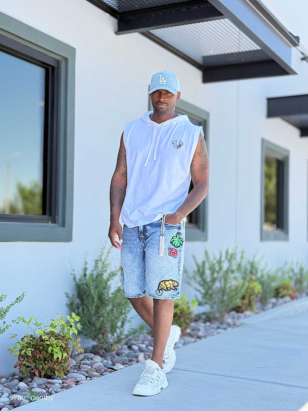 TRUE RELIGION BOBBY PATCHES SHORT