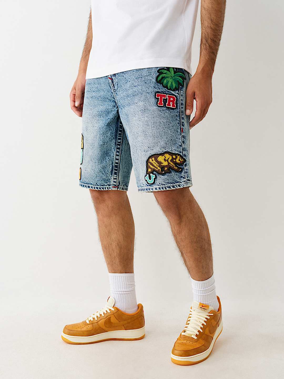 TRUE RELIGION BOBBY PATCHES SHORT
