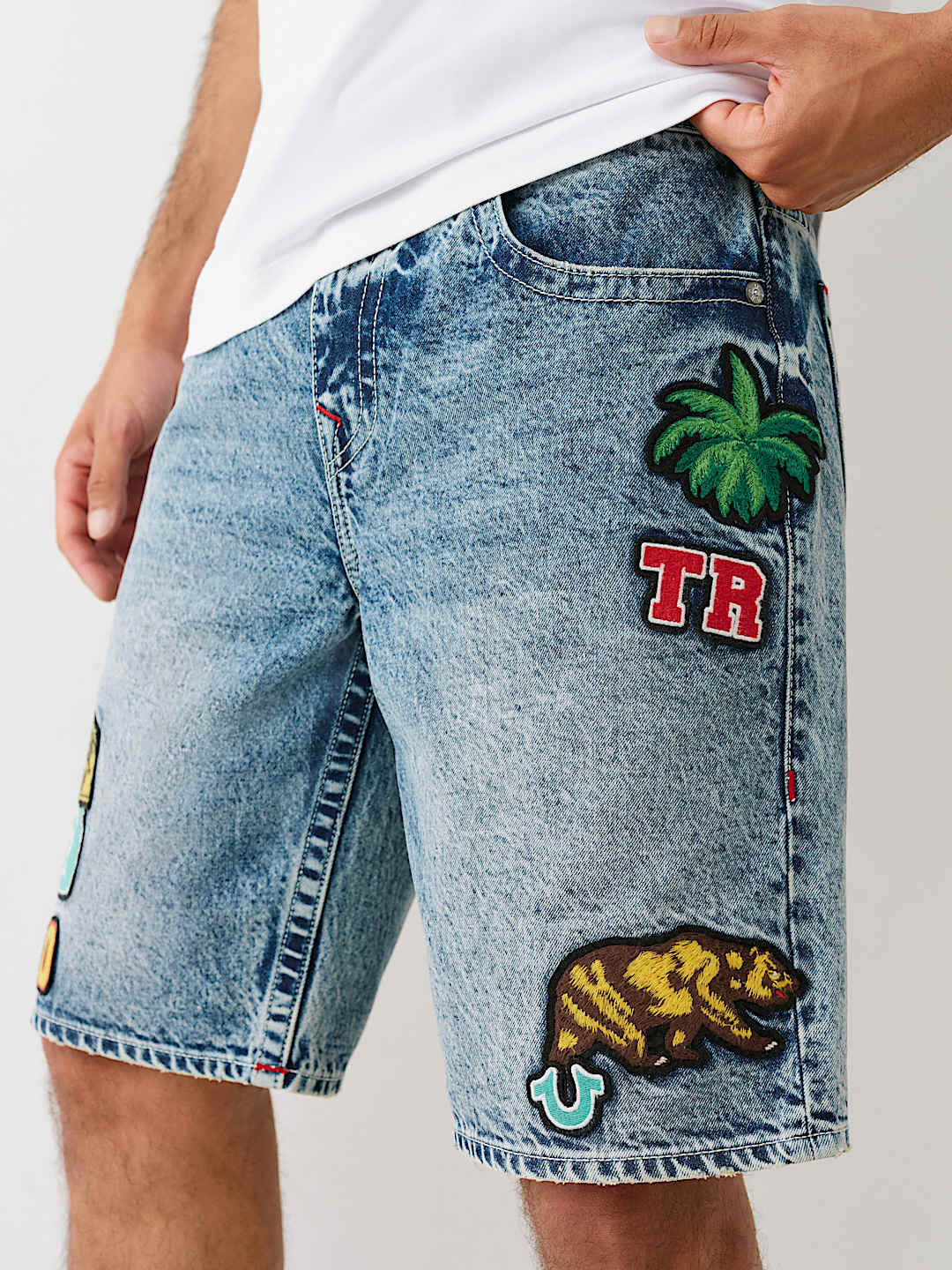 TRUE RELIGION BOBBY PATCHES SHORT