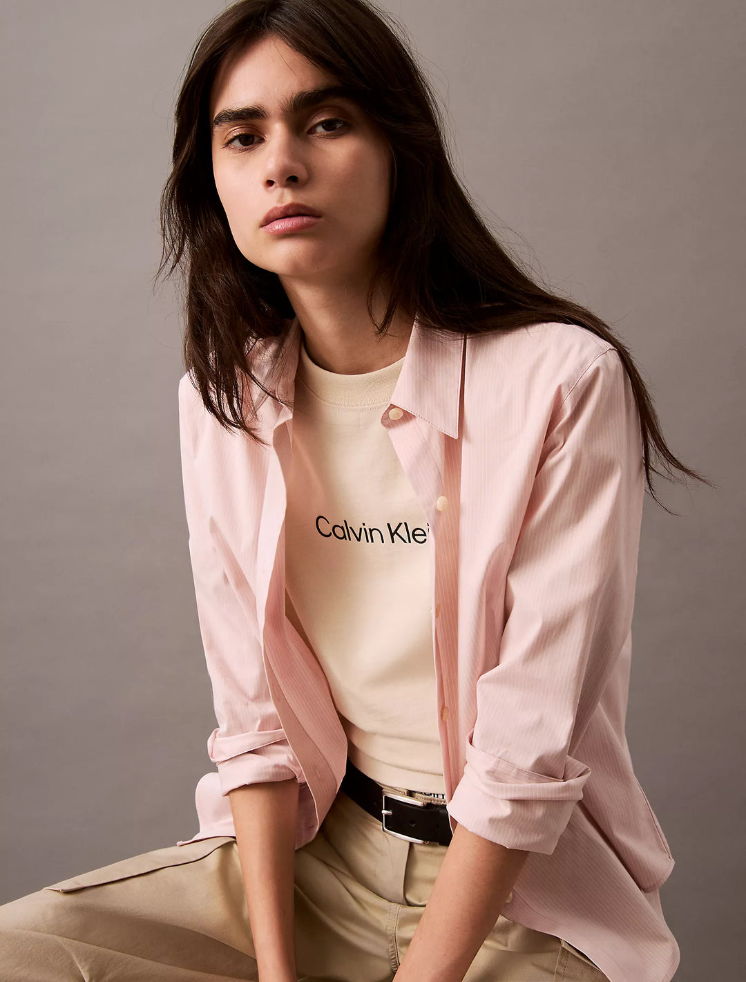Calvin Klein Standard Logo Relaxed Crewneck T-Shirt