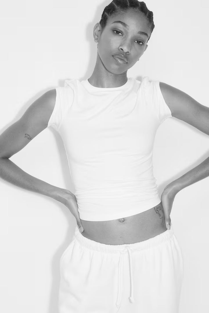H&M FITTED T-SHIRT