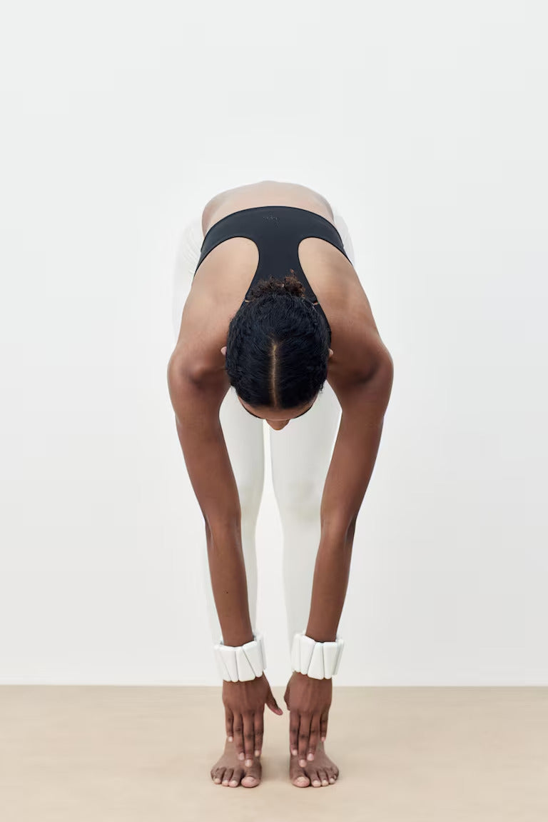 H&M LIGHT SUPPORT SPORTS BRA WITH SOFTMOVE™ LYCRA®