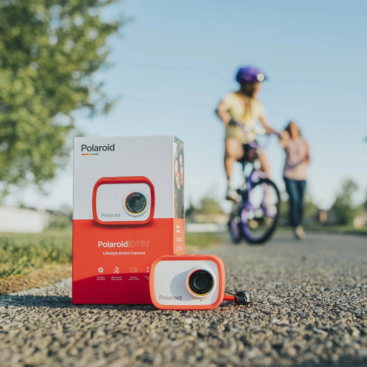 Polaroid Sport Action Camera 720p 12.1mp, Waterproof, Rechargeable Battery, Mounting Accessories