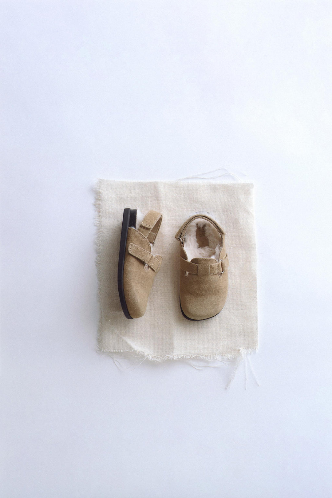 ZARA TIMELESZ - LEATHER CLOGS