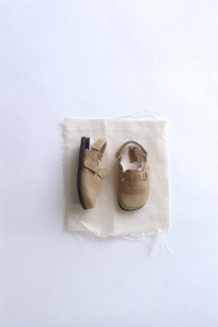 ZARA TIMELESZ - LEATHER CLOGS