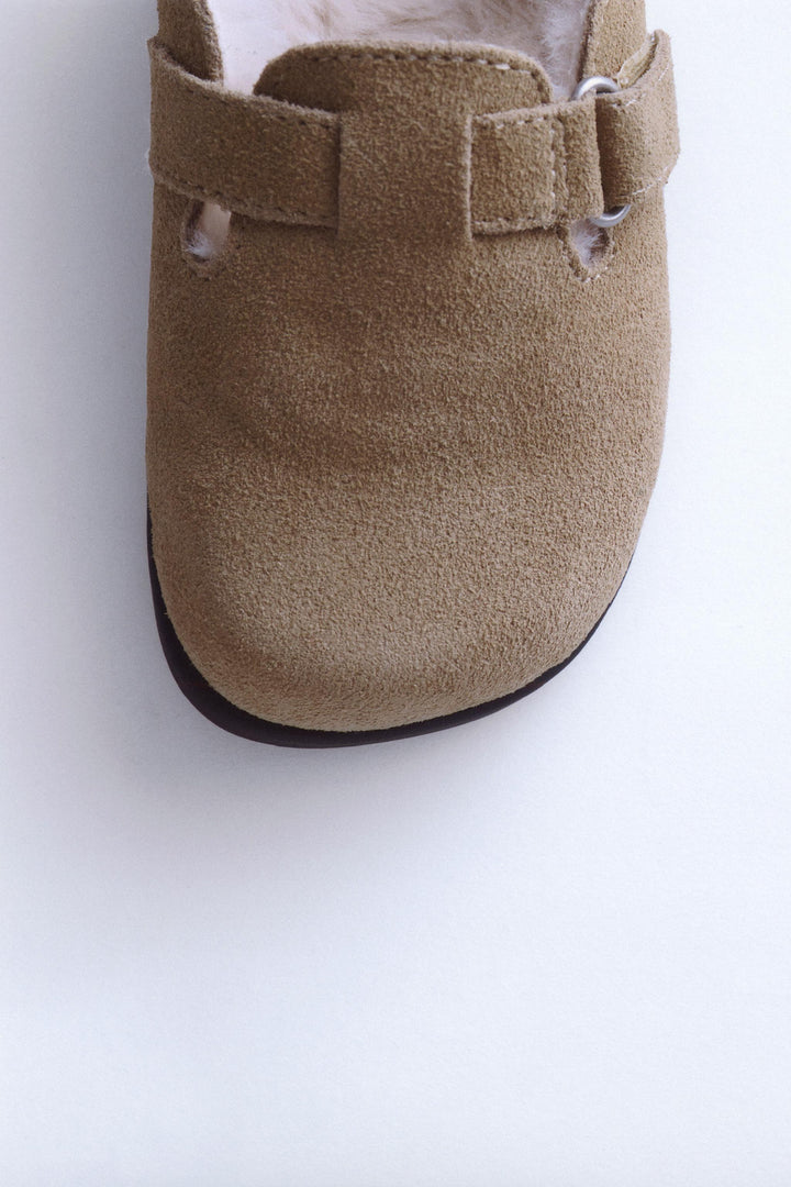 ZARA TIMELESZ - LEATHER CLOGS