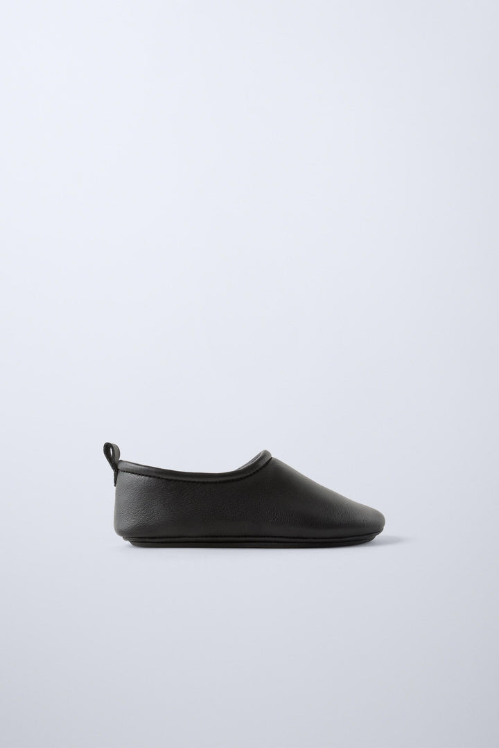 ZARA TIMELESZ - LEATHER BOOTIES