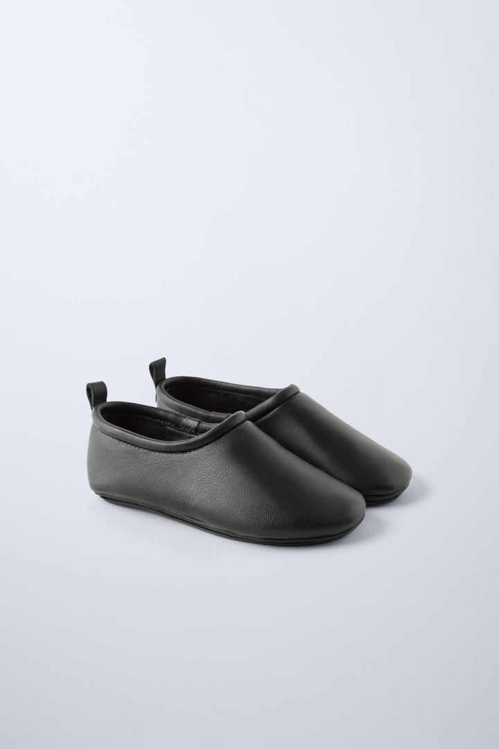 ZARA TIMELESZ - LEATHER BOOTIES
