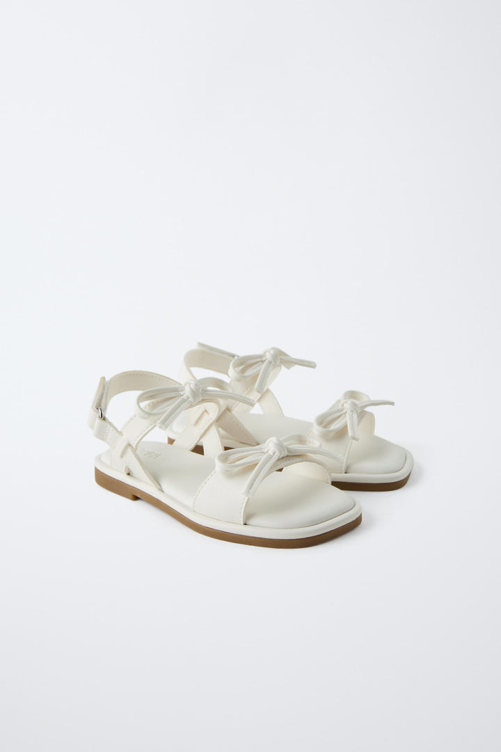 ZARA SANDALS WITH TIES