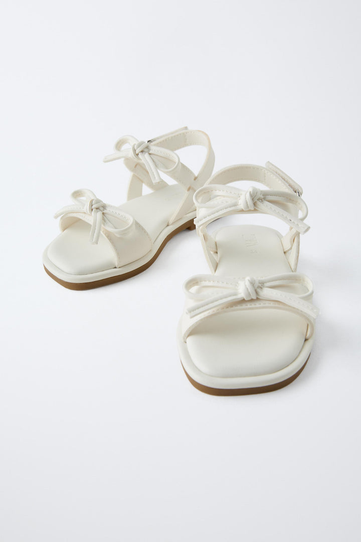 ZARA SANDALS WITH TIES