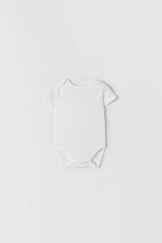 Zara THREE-PACK OF ROUND NECK SHORT SLEEVE BODYSUITS
